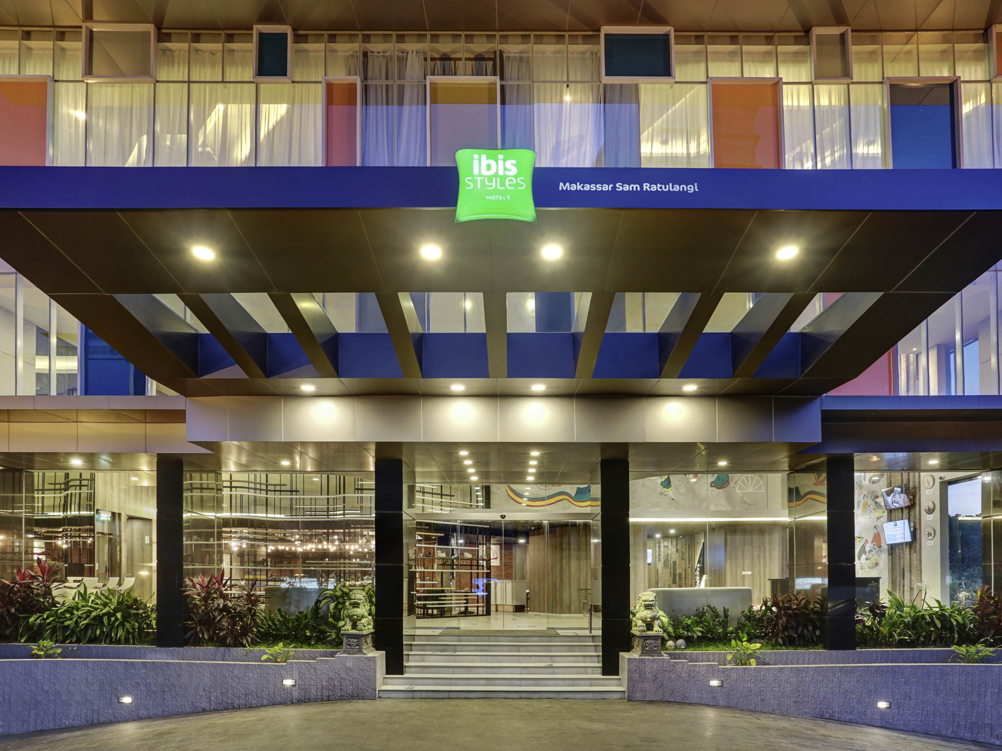 Ibis Styles Makassar exterior at night